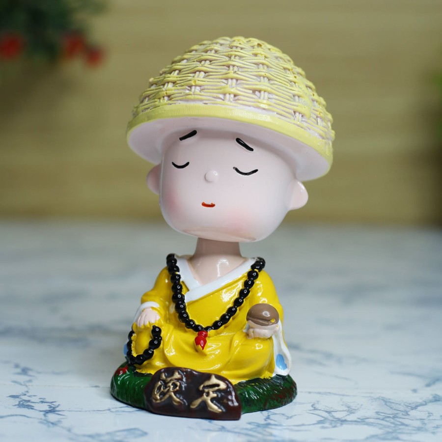 Home Decor Wonderland Human Figurine | Wonderland Single Piece Meditating Monk With Beads Shaking Head| Monk Statue| Home Decor| Gift Articles | Gift Item