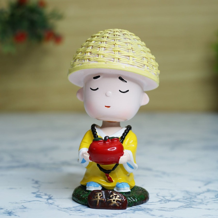 Home Decor Wonderland Human Figurine | Wonderland Single Piece Meditating Monk With Apple Shaking Head| Monk Statue| Home Decor| Gift Articles | Gift Item