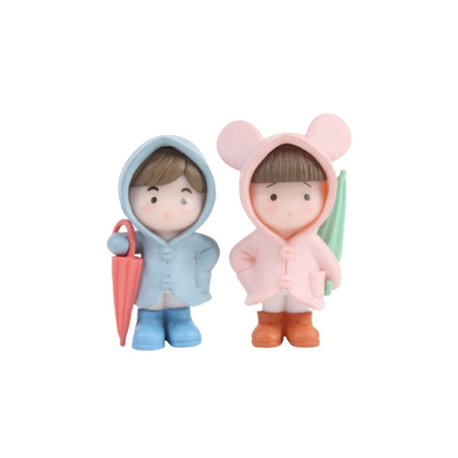 Miniature Fairy Garden Wonderland | Raincoat Couple-1 (Pink And Blue)( Miniature Toys , Cake Toppers , Small Figuine, Valentine Couple)