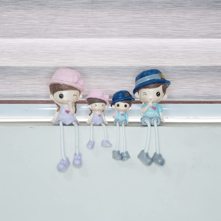 Home Decor Wonderland Table Top Decor | (Set Of 4) Love Family Dolls For Decoration