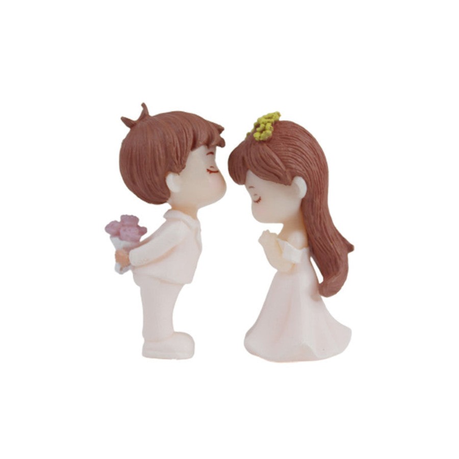 Miniature Fairy Garden Wonderland | Surpring Couple -1 (White)( Miniature Toys , Cake Toppers , Small Figuine, Valentine Couple)