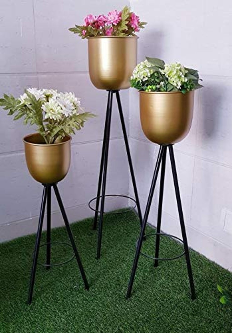 Garden Planters Wonderland Garden Arts and Craft | Metal Planter With Stand (Set Of3)