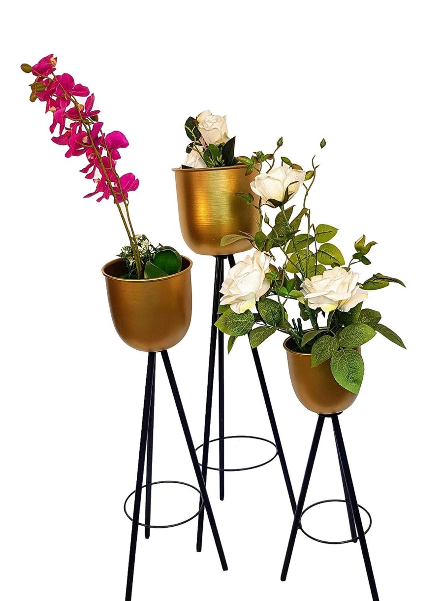 Garden Planters Wonderland Garden Arts and Craft | Metal Planter With Stand (Set Of3)