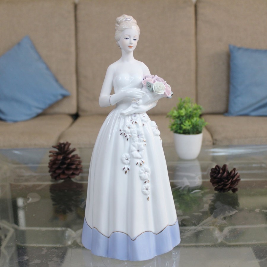 Home Decor Wonderland Human Figurine | Victoria Lady Fine Porcelain Figurine With Bouquet Of Flowers, Showpiece