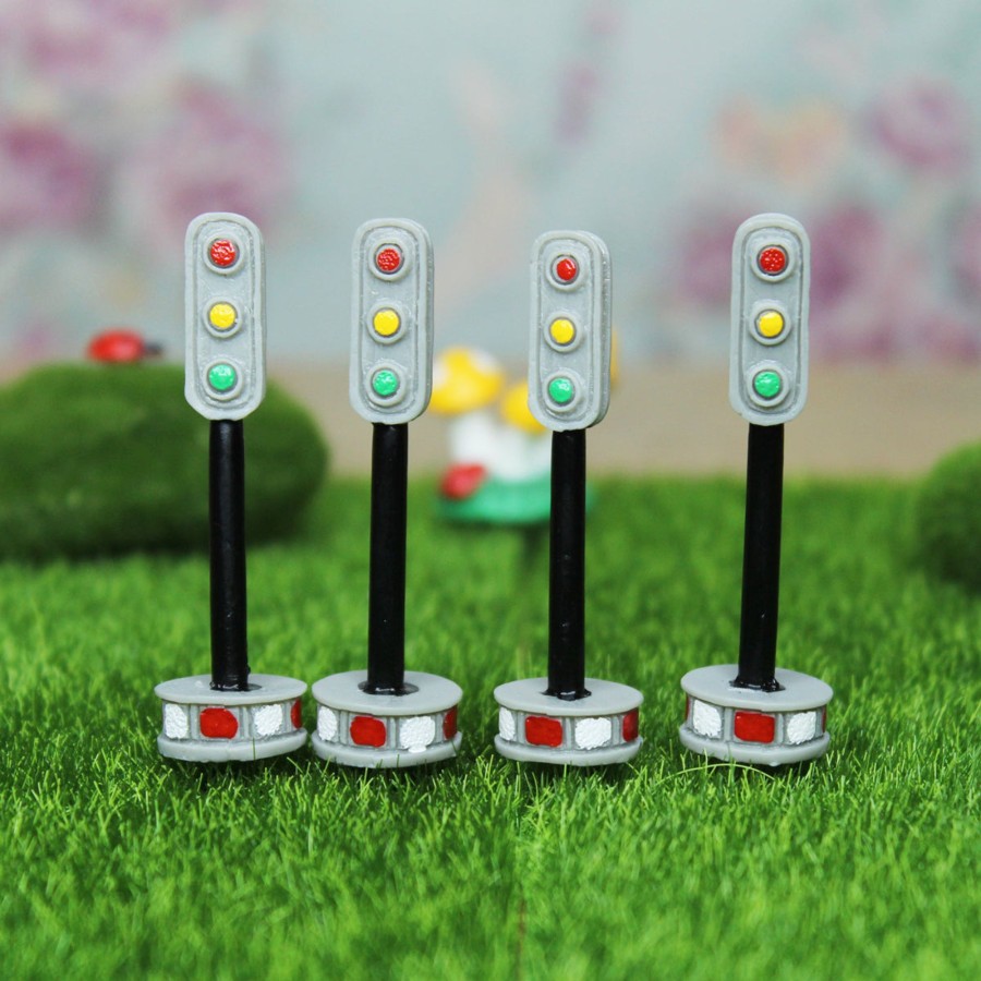 Miniature Fairy Garden Wonderland | Miniature Toys Set Of 4 Traffic Light (Miniature Fairy Garden Accessories For Diy Tray Garden Plant Decor)