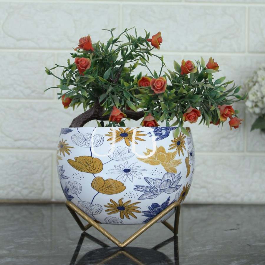 Garden Planters Wonderland | Multi Flower White Metal Pot