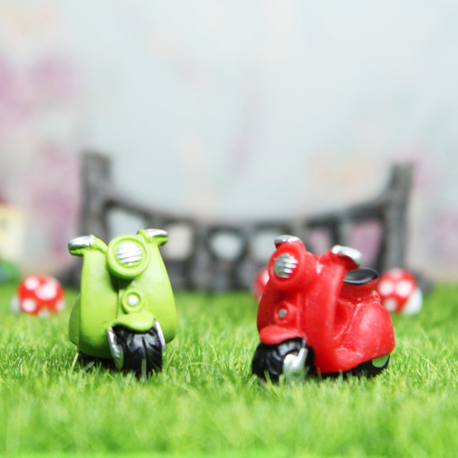 Miniature Fairy Garden Wonderland | Miniature Toys - Set Of 2 Scooter (Red & Green) ( Fairy Garden Accessories)