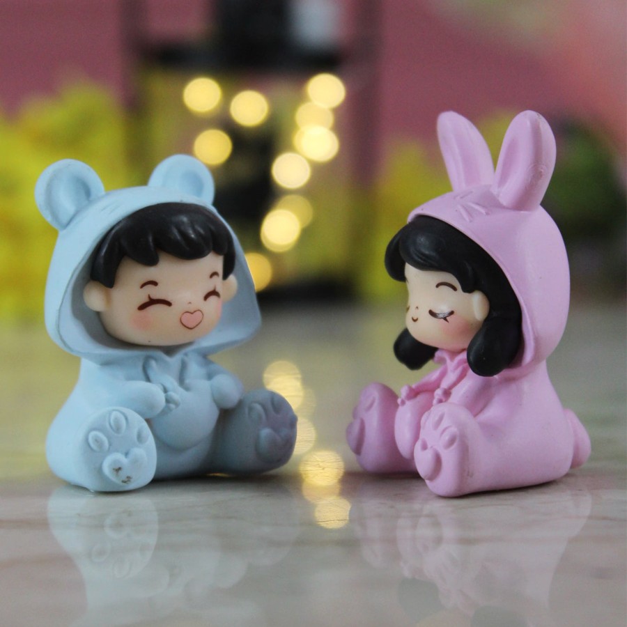 Miniature Fairy Garden Wonderland | Pajama Couple( Miniature Toys , Cake Toppers , Small Figuine, Valentine Couple)