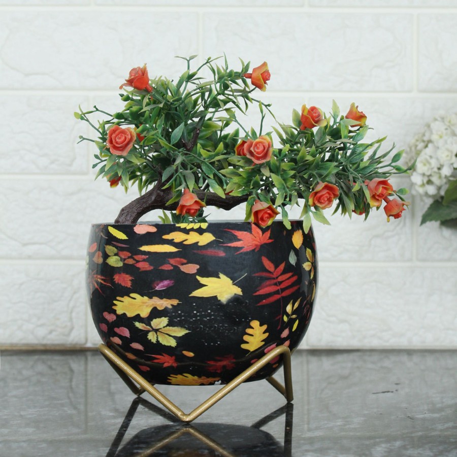 Garden Planters Wonderland | Multi Leaf Black Metal Pot