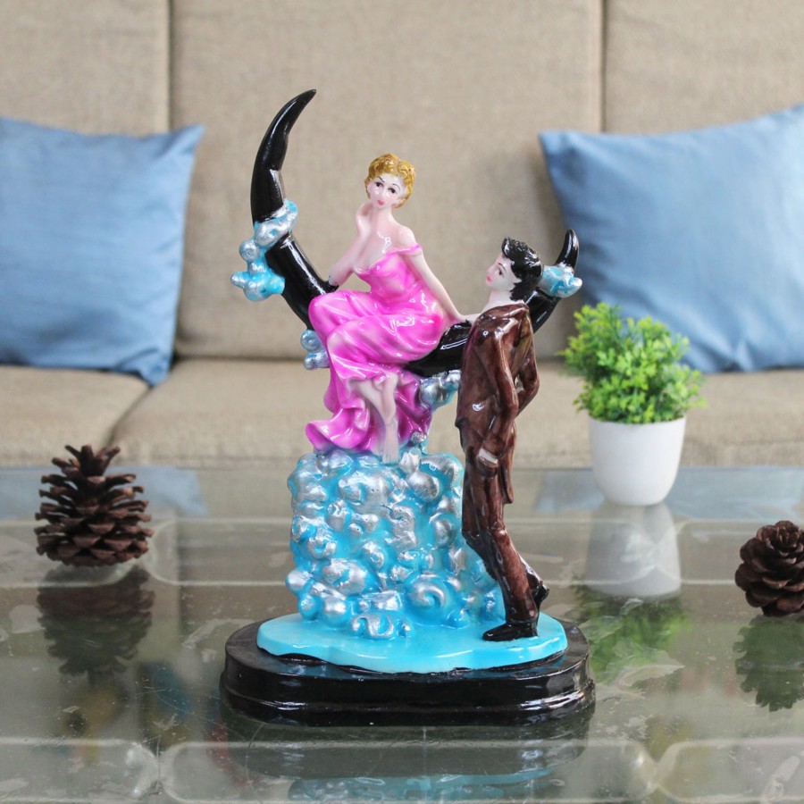 Home Decor Wonderland Human Figurine | Wonderland Resin Romantic Couple Sitting On Moon Statue Showpiece (Pink & Maroon )