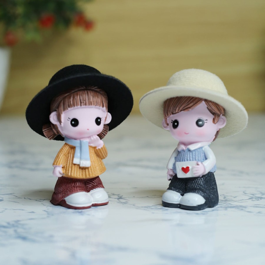 Home Decor Wonderland Human Figurine | Wonderland ( Set Of 2) Love Couple With Hate Miniature| Figurine Statue| Home Decor| Gift Articles | Gift Item