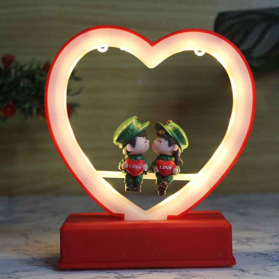 Gifts Wonderland | Wonderland Heart Shape Light With Miniature Couple, Ideal For Gifting